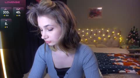 Sofie online show from December 21, 2024, 1:32 pm