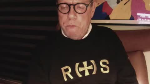 yessex247 online show from October 1, 2025, 11:55 pm