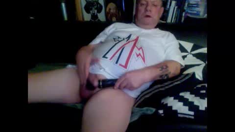 yessex247 online show from November 27, 2025, 2:13 am