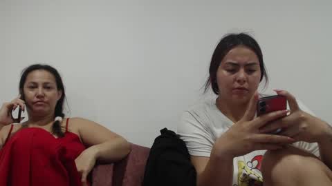 Snapshot of yessica_08 chatting on May 9, 2026, 1:00 am yessica and andres online show from May 9, 2026, 1:00 am