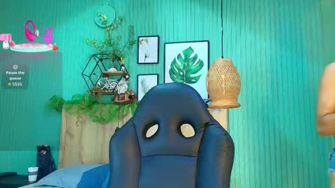 yessika_parker online show from December 20, 2025, 5:09 pm