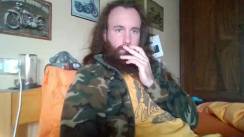 yeti_92 online show from November 23, 2025, 12:49 pm