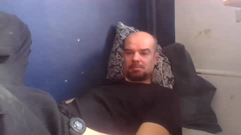 Snapshot of yewloo chatting on February 16, 2025, 9:59 am yewloo online show from February 16, 2025, 9:59 am