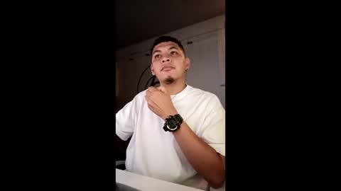  YHAN ALVAREZ25  online show from January 14, 2026, 9:48 am