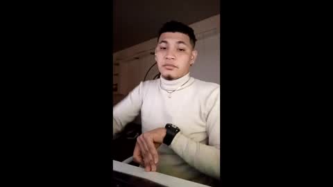  YHAN ALVAREZ25  online show from January 15, 2026, 9:36 am