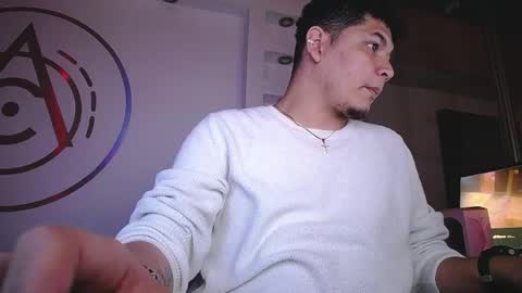  YHAN ALVAREZ25  online show from April 30, 2026, 8:53 am