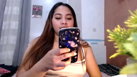 yhang_slut online show from February 9, 2025, 8:44 am