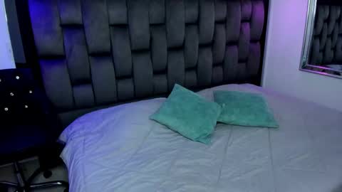 Snapshot of yikaalves chatting on October 22, 2025, 8:52 pm Yika Alves online show from October 22, 2025, 8:52 pm