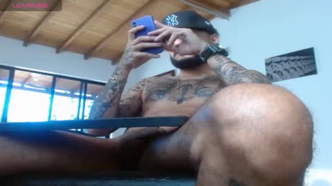 Snapshot of yio__cohen chatting on January 29, 2025, 10:01 pm yio cohen  online show from January 29, 2025, 10:01 pm