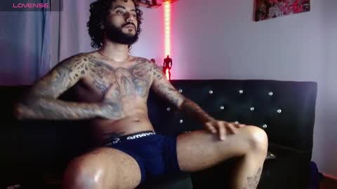Snapshot of yio__cohen chatting on September 15, 2025, 3:28 am yio cohen  online show from September 15, 2025, 3:28 am