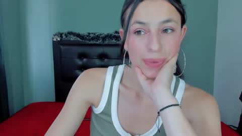 yisle online show from December 16, 2025, 8:03 pm