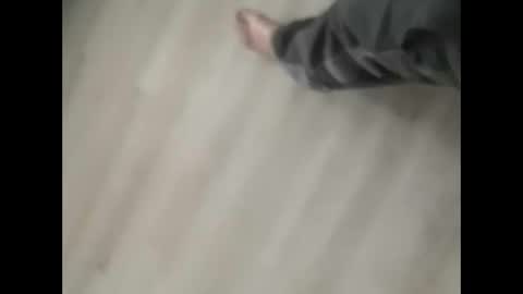 ymustlovusmygigandicus online show from February 7, 2026, 12:20 pm