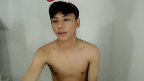 ynotyu online show from December 17, 2025, 11:22 pm