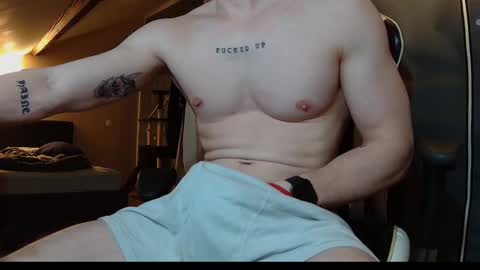 Snapshot of yo__an chatting on January 6, 2025, 9:11 pm Yo an online show from January 6, 2025, 9:11 pm