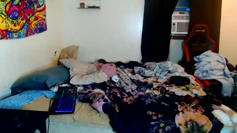 yobleez online show from June 9, 2026, 1:39 am