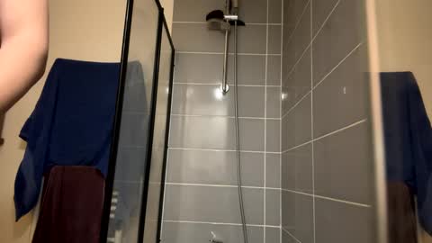 yojojoxxxxx online show from February 14, 2025, 5:46 pm