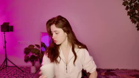 yoka_paradoxxx online show from October 1, 2025, 5:13 am