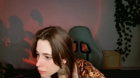 yoka_paradoxxx online show from October 23, 2025, 5:18 am