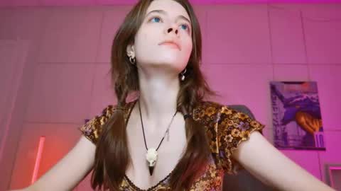 yoka_paradoxxx online show from December 17, 2025, 5:13 am