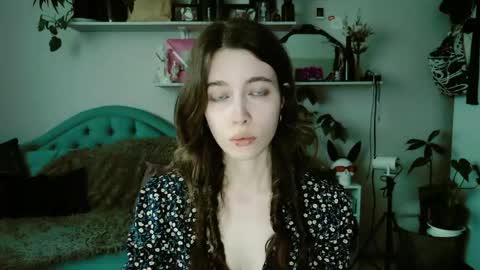 Snapshot of yoka_paradoxxx chatting on May 21, 2026, 10:00 am yoka_paradoxxx online show from May 21, 2026, 10:00 am