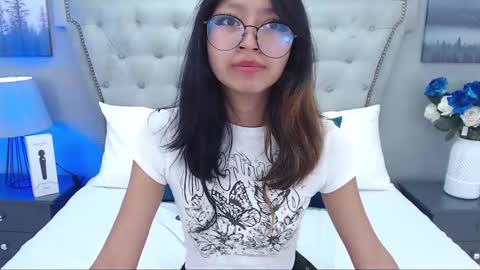 Yommi Winx online show from March 11, 2025, 5:05 am