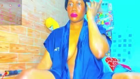 yonnsol_avril online show from April 13, 2026, 6:35 pm