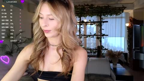  Wilma  online show from December 22, 2025, 12:02 pm