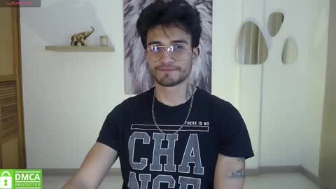 yoshy_man online show from January 8, 2025, 6:20 am