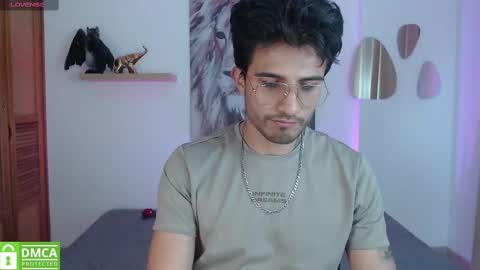 yoshy_man online show from January 18, 2025, 3:31 am