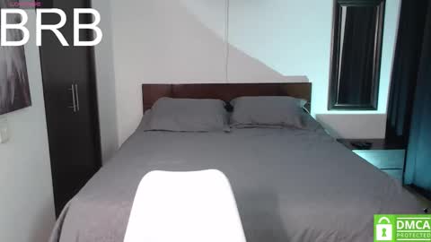 yoshy_man online show from September 14, 2025, 3:16 am