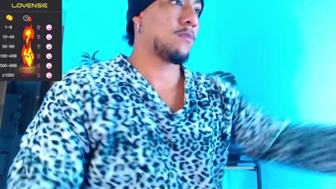 Enzo online show from January 4, 2025, 4:44 am