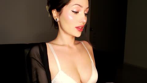 Sophie online show from September 21, 2025, 6:15 am