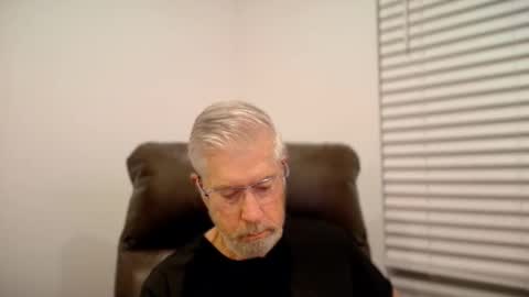 Colorado Guy Straight online show from November 19, 2025, 3:50 am