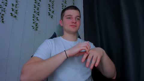 your_claddagh online show from December 16, 2025, 5:07 pm