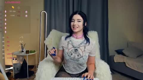 Lina online show from February 16, 2025, 1:05 pm