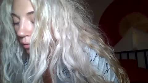 your_fav1 online show from September 12, 2025, 11:59 pm