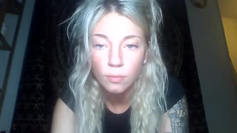 your_fav1 online show from October 16, 2025, 2:23 am