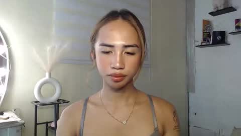Snapshot of your_girl_cessxoxo chatting on April 21, 2026, 9:04 am your_girl_cessxoxo online show from April 21, 2026, 9:04 am