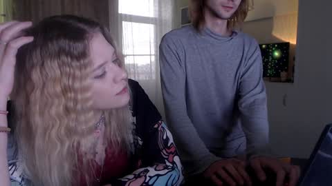 Snapshot of your_horny_friends chatting on December 30, 2024, 9:27 am Your Horny Friends online show from December 30, 2024, 9:27 am