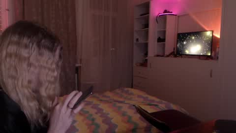 Snapshot of your_horny_friends chatting on January 28, 2025, 2:42 pm Your Horny Friends online show from January 28, 2025, 2:42 pm