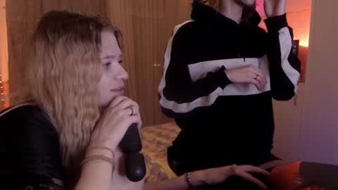 Snapshot of your_horny_friends chatting on February 4, 2025, 12:19 am Your Horny Friends online show from February 4, 2025, 12:19 am