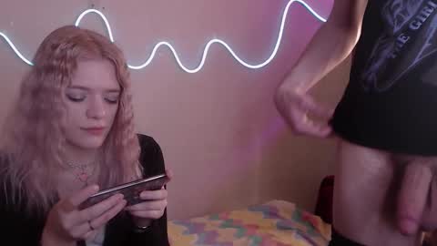 Snapshot of your_horny_friends chatting on February 19, 2025, 9:06 am Your Horny Friends online show from February 19, 2025, 9:06 am