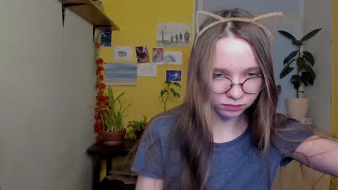 Leslie online show from December 28, 2024, 7:11 pm