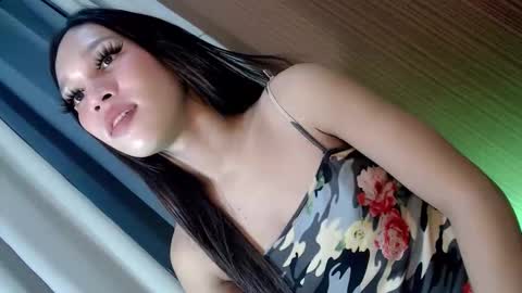 your_luckygirl88 online show from November 6, 2025, 1:50 am