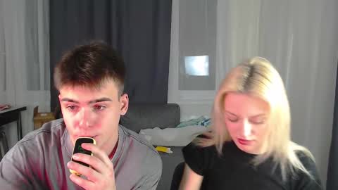 your_molly_mark online show from February 13, 2025, 6:16 pm