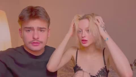 your_molly_mark online show from October 16, 2025, 1:12 pm