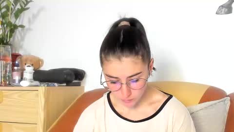 Andrea Your sweet farmer girl online show from February 19, 2025, 10:56 am