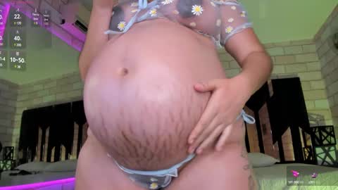 Snapshot of your_naughtyangel chatting on January 10, 2025, 12:49 am Evelin  online show from January 10, 2025, 12:49 am