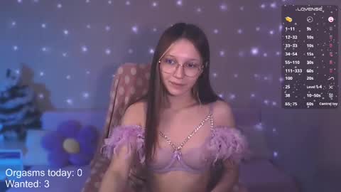 Kristina online show from December 25, 2024, 3:17 pm