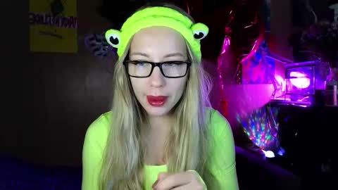 Alice  online show from September 26, 2025, 12:47 am